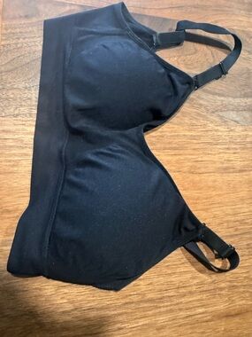 Ingrid & Isabel Black Wireless Nursing & Pumping Bra